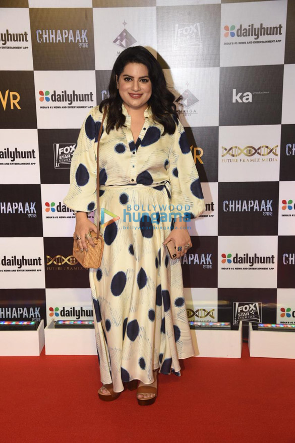 photos celebs attend the premiere of the movie chhapaak 5