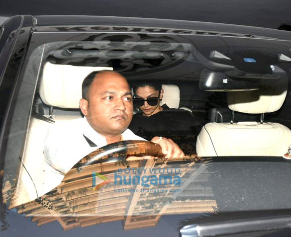 photos deepika padukone ananya panday and siddhant chaturvedi spotted at karan johars house in bandra 4