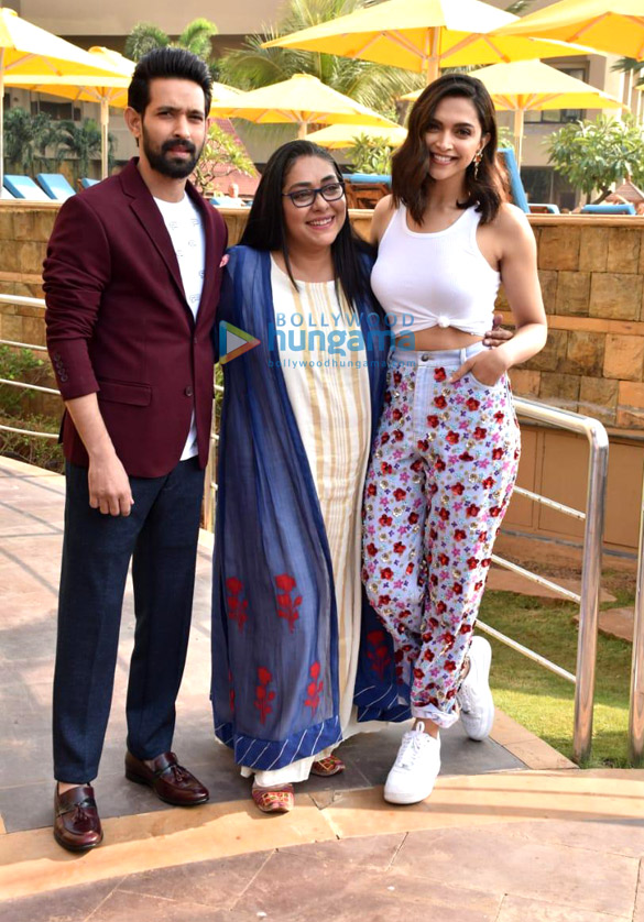 photos deepika padukone vikrant massey and meghna gulzar snapped promoting their film chhapaak 2