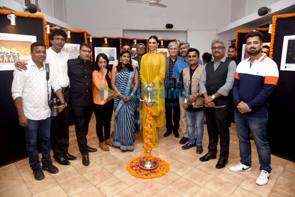 Photos: Deepika Padukone snapped inauguration of photo exhibition Photos: Deepika Padukone snapped inauguration of photo exhibition