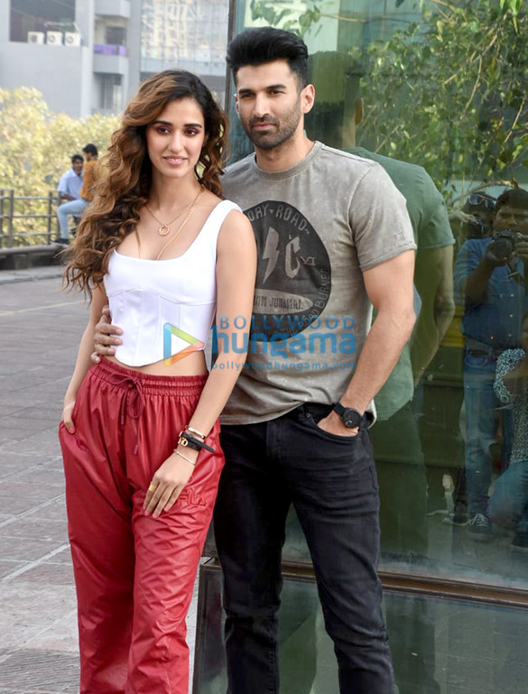 photos disha patani and aditya roy kapur clicked at malang promotion 2