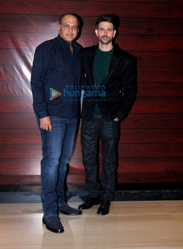 photos hrithik roshan rakesh roshan and others attend javed akhtars birthday party 17