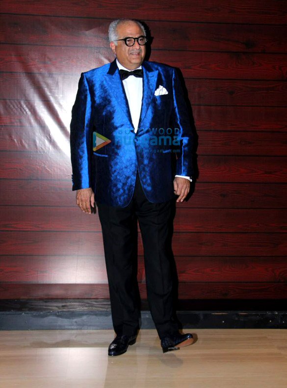 photos hrithik roshan rakesh roshan and others attend javed akhtars birthday party 37