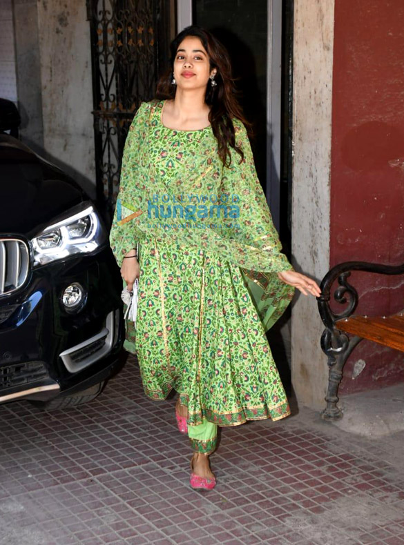 photos janhvi kapoor spotted at the pilates gym 1 18