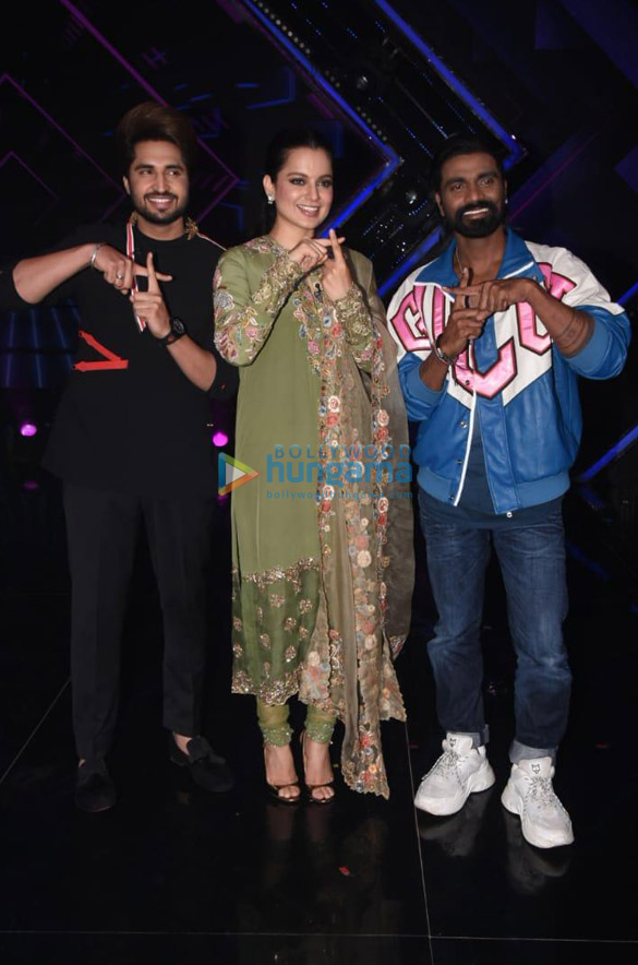 Photos: Kangana Ranaut and Jassie Gill promote their film Panga on the sets of Dance Plus 5 Photos: Kangana Ranaut and Jassie Gill promote their film Panga on the sets of Dance Plus 5