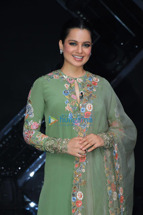 photos kangana ranaut and jassie gill promote their film panga on the sets of dance plus 5 5