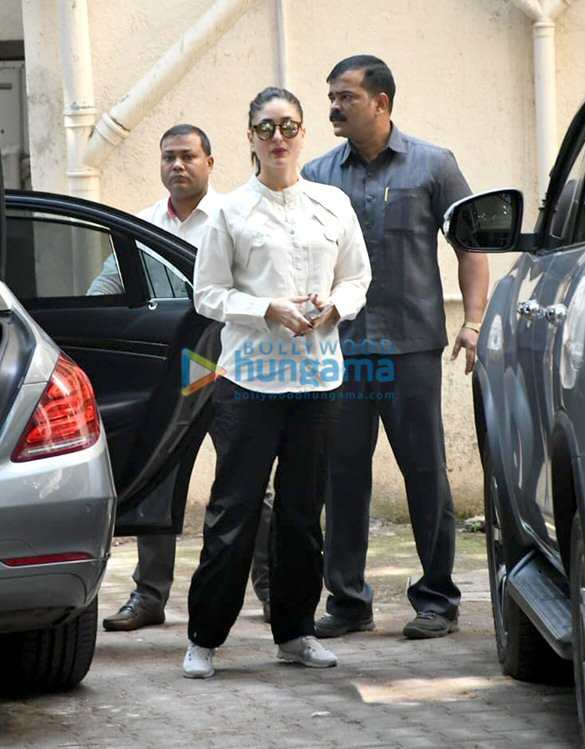 photos kareena kapoor khan spotted at aamir khans house 5 2