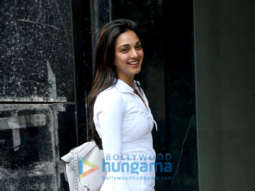 Photos: Kiara Advani snapped at Ronnie Screwvala’s office in Khar