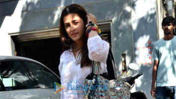 Photos: Nupur Sanon spotted at Jackky Bhagnani’s office