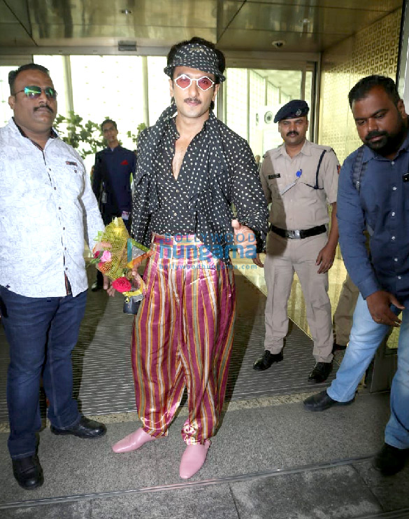 photos ranveer singh nushrat bharucha and sidharth malhotra snapped at the airport 1