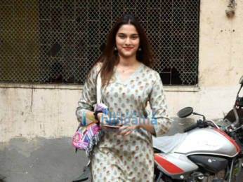 Photos: Saiee Manjrekar snapped at a dance class in Andheri