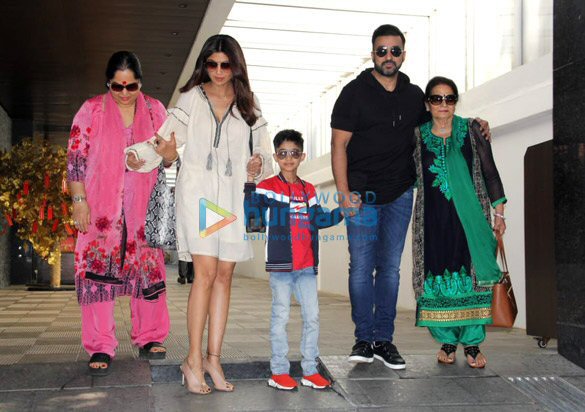 Photos: Shilpa Shetty and family spotted at Hakkasan in Bandra Photos: Shilpa Shetty and family spotted at Hakkasan in Bandra