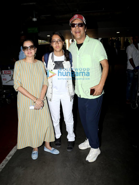 photos taapsee pannu vidhu vinod chopra and others snapped at the airport 4
