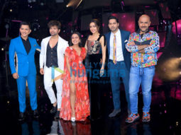 Photos: Varun Dhawan and Shraddha Kapoor snapped on sets of Indian Idol promoting their film Street Dancer 3D