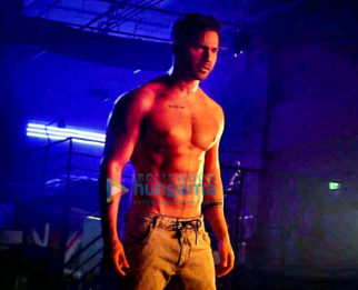 Movie Stills Of The Movie Street Dancer 3D