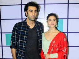 Ranbir Kapoor cheers for Mumbai City FC, Alia Bhatt accompanies him