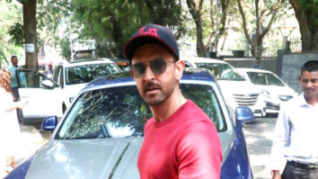 Photos: Hrithik Roshan spotted in Bandra