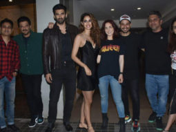 Kunal Kemmu hosts a dinner party for Malang starcast