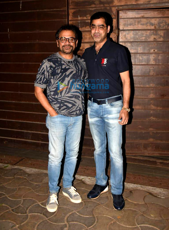 photos bhool bhulaiyaa 2 team snapped at producer murad khetanis house 7
