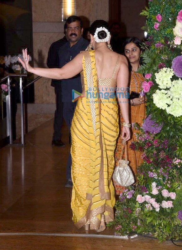 photos celebs grace armaan jains wedding ceremony 16
