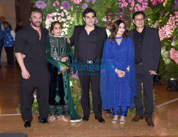 photos celebs grace armaan jains wedding ceremony 19
