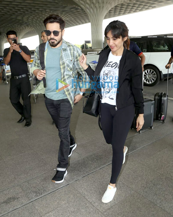 Photos: Emraan Hashmi, Pritam Chakraborty and others snapped at the airport Photos: Emraan Hashmi, Pritam Chakraborty and others snapped at the airport
