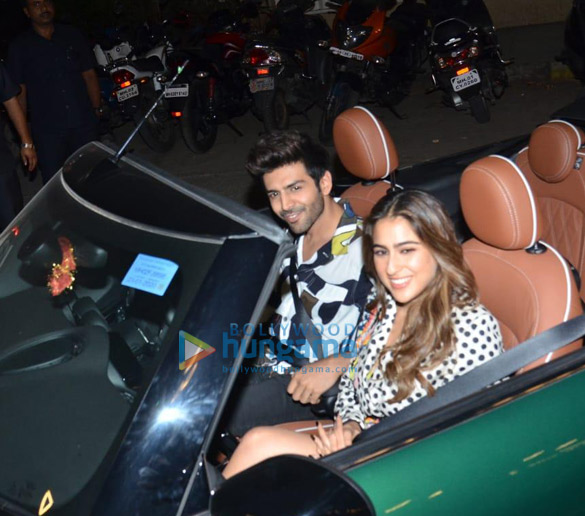 Photos: Kartik Aaryan and Sara Ali Khan snapped promoting their film Love Aaj Kal Photos: Kartik Aaryan and Sara Ali Khan snapped promoting their film Love Aaj Kal