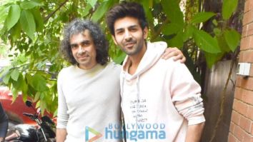 Photos: Kartik Aaryan spotted at Imtiaz Ali’s office in Versova