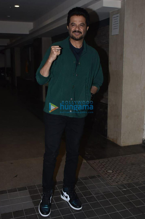 photos kunal kemmu hosts a dinner party for malang starcast 3