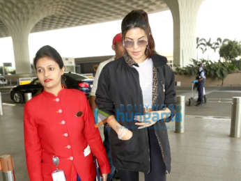 Photos: Parineeti Chopra, Shamita Shetty and others snapped at the airport