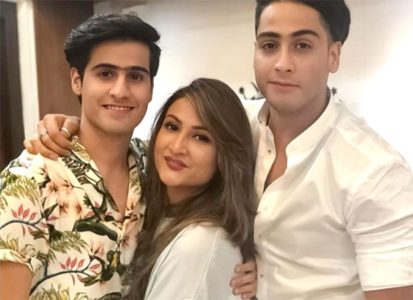 Urvasi Xxx Vedios - Urvashi Dholakia says her videos with her son has people call her the Gen X  mom : Bollywood News - Bollywood Hungama