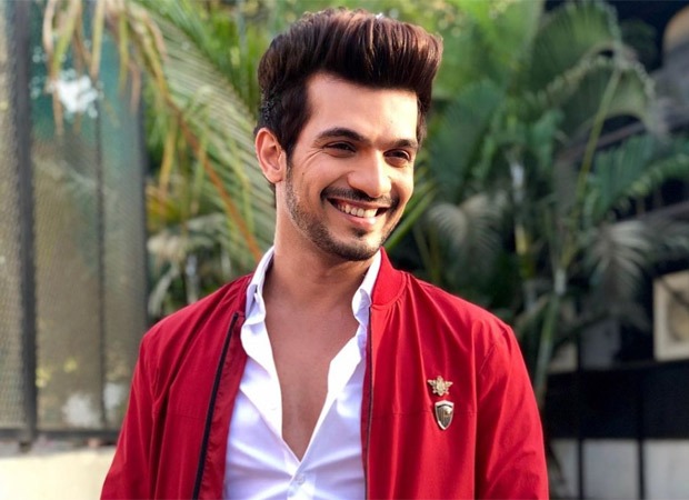 Arjun Bijlani contributes a sum of Rs. 10 lakhs for the PM-CARES Fund and CM Relief Fund, says we all need each other