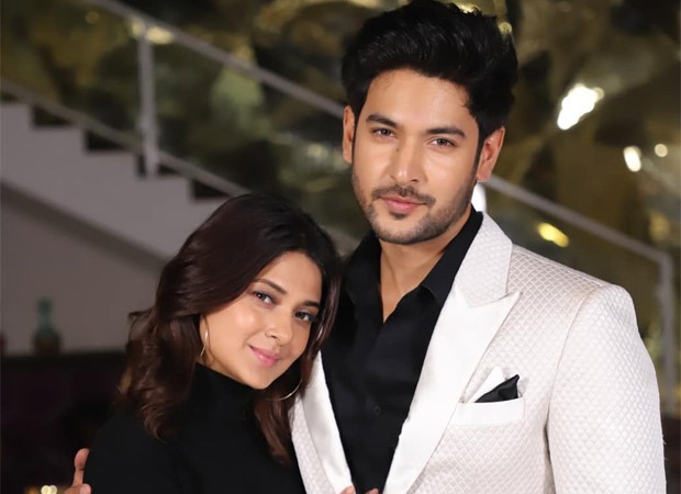 Beyhadh 2 Shivin Narang posts a few unseen pictures with Jennifer Winget and they are too cute to miss!