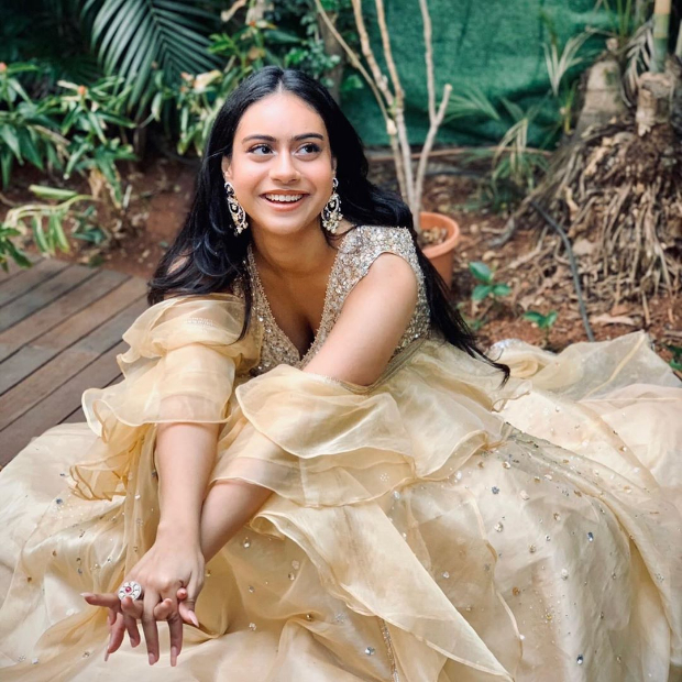 Kajol shares beautiful pictures of her daughter Nysa Devgn Kajol shares beautiful pictures of her daughter Nysa Devgn