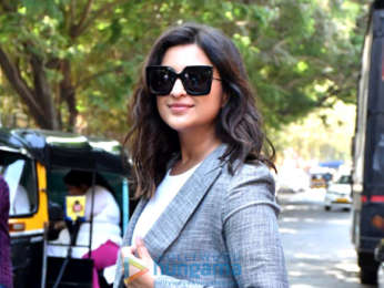 Photos: Arjun Kapoor and Parineeti Chopra snapped during Sandeep Aur Pinky Faraar promotions