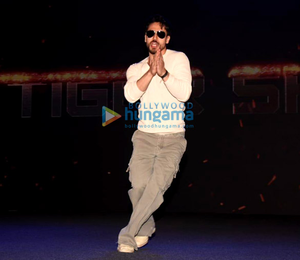 photos baaghi 3 star tiger shroff attends a mega coaching even by arfeen khan 3