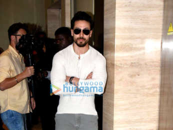 Photos: Baaghi 3 star Tiger Shroff attends a mega coaching even by Arfeen Khan