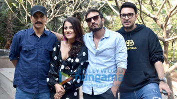 Photos: Cast of Angrezi Medium snapped during promotions