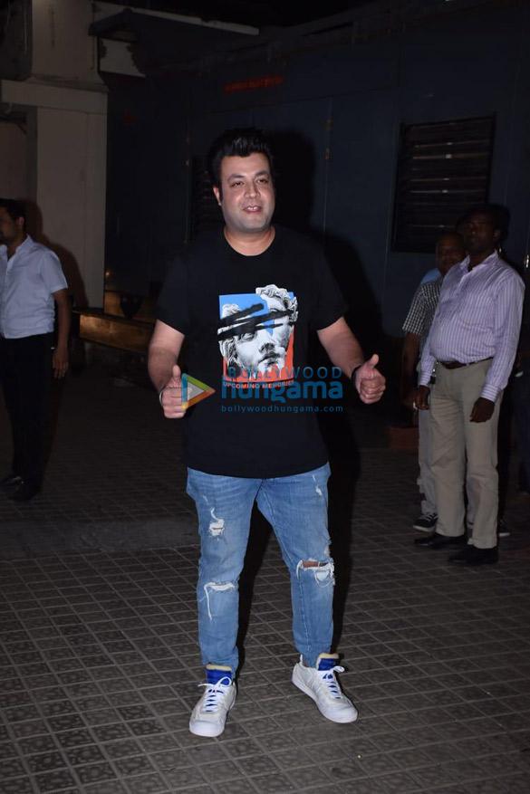 photos celebs grace the special screening of the film angrezi medium 00 4