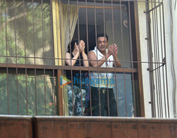 photos celebs indulge in clapping during janta curfew 3 2