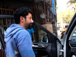 Photos: Farhan Akhtar and Javed Akhtar spotted at Shankar Mahadevan’s dubbing studio