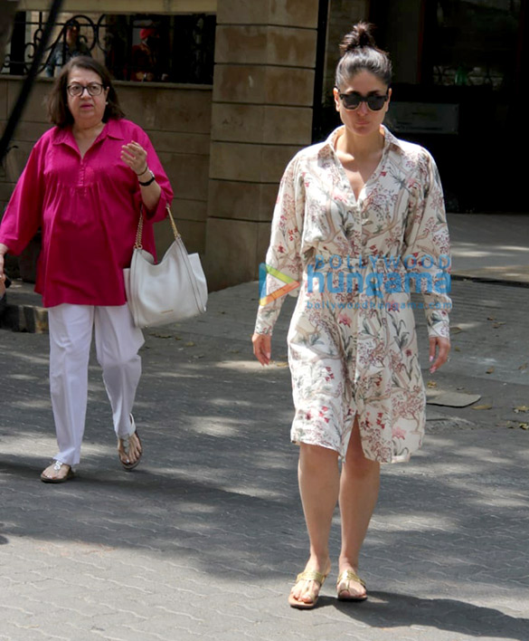 photos kareena kapoor kapoor taimur ali khan and babita shivdasani spotted in bandra 3