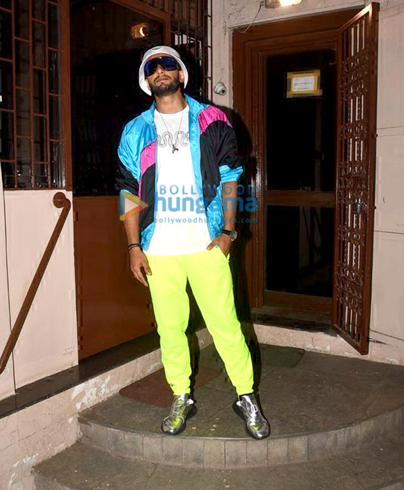 photos ranveer singh snapped in bandra 2