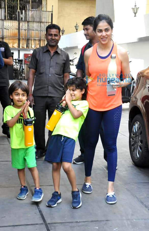 photos riteish deshmukh genelia dsouza mira rajput snapped at the gym 4