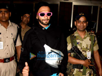 Photos: Sara Ali Khan, Daisy Shah, Ranveer Singh and others snapped at the airport