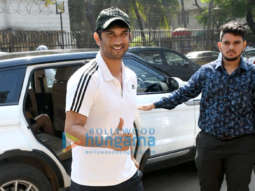 Photos: Sushant Singh Rajput and Rhea Chakraborty spotted at the gym