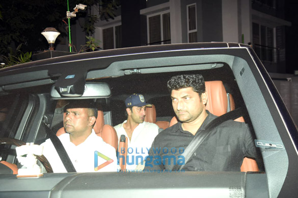 photos varun dhawan natasha dalal siddhanth kapoor and others snapped at aarti shettys holi party 3