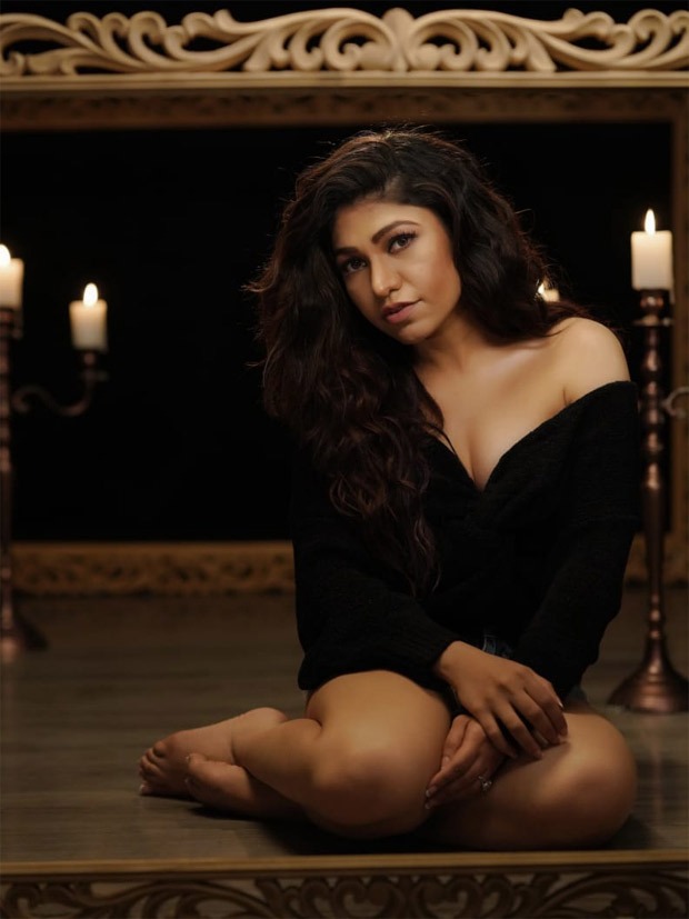 Tulsi Kumar releases soulful rendition of 'Phir Na Milen Kabhi' from Malang