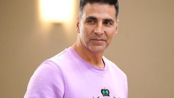 Watch: Akshay Kumar urges everyone to practice social distancing; says winner will be the one who stays put
