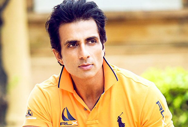 "Do these people have their brains in place?"- Sonu Sood slams people who danced on the road on the Janta Curfew day